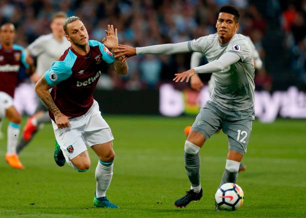 也因此引起 也因此引起