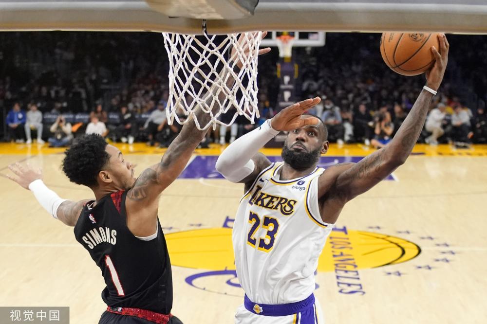 人注目的新 人注目的新